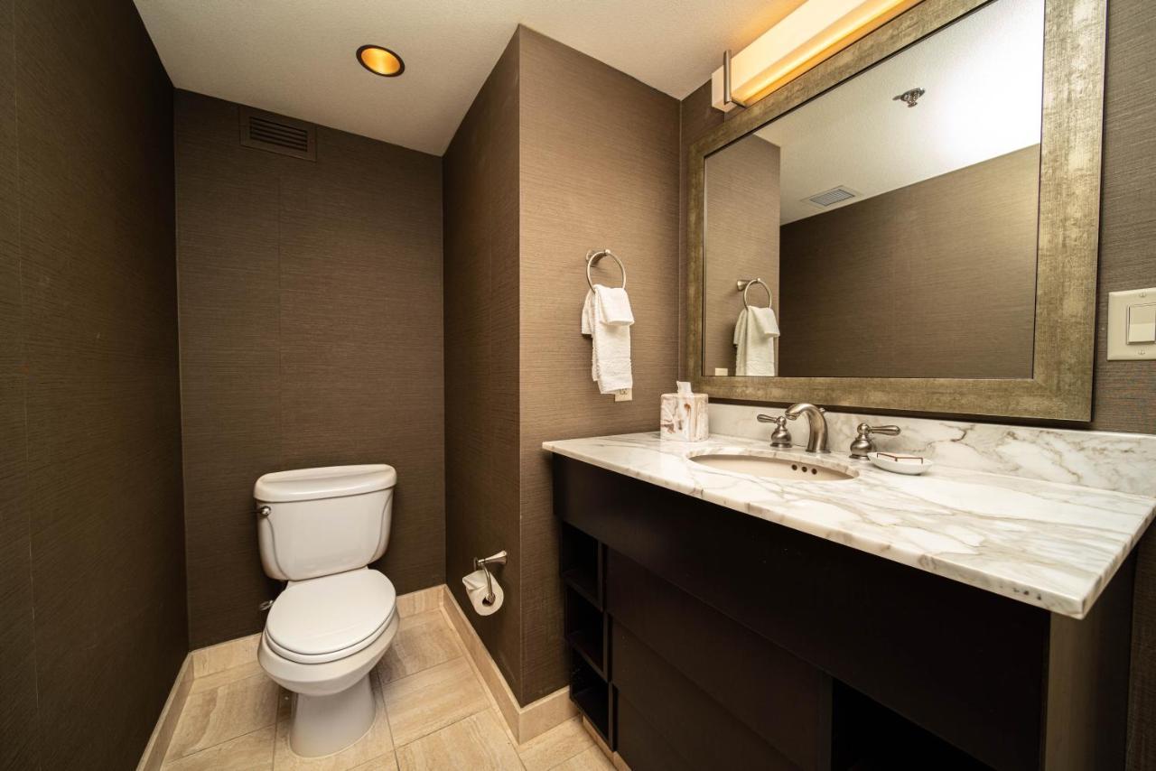 Reno Suites Buitenkant foto